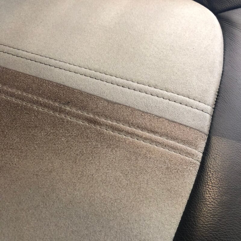 Netoyant cuir et alcantara
